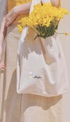 -E.L.K造型momopark店