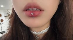 -龙之吻专业刺青·手工耳洞·纹身去色