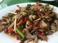 酸笋炒大肠-南雄雄州土菜餐厅(粤北大厦店)