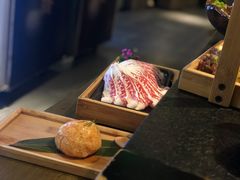 飞鱼籽墨鱼滑-湊湊火锅·茶憩(打浦桥日月光店)