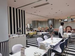 -奈尔宝家庭中心·亲子餐厅(北京东坝万达店)