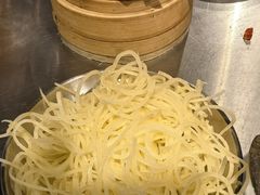 -鹿鸣山草本茶香火锅(园西路店)