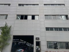 -杭州中升之星奔驰4S店(滨江店)