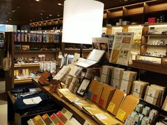 -茑屋书店(天目里店)