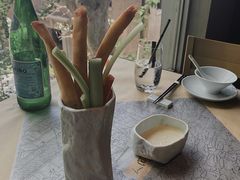 -穹六人间 people 6(岳阳路店)