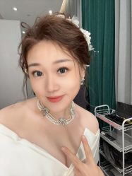 -城市花园婚纱摄影
