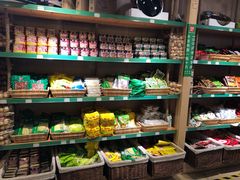 零售区-锅圈食汇火锅烧烤食材超市(瑞金路店)