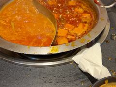 -沸炉重庆老火锅(军事博物馆店)