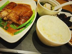 脆皮烧鸭饭-百事佳烧鸭牛腩(上海虹桥站店)