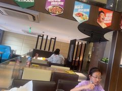 -豪客来牛排(人民东路店)