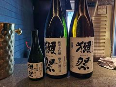 -铭牛烧肉·和牛海鲜自助(高新月牙湖店)
