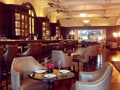 iphone_upload_pic-LONG BAR 廊吧(外滩华尔道夫酒店)