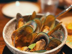 -Brut Eatery Wine Bar & Restaurant (建国东路店)