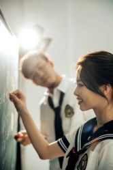 -雪中彩影婚纱摄影·微光艺术中心