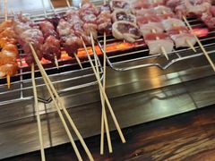 -哈尔滨小酒馆·鲜肉现穿自助烧烤(康新花园店)