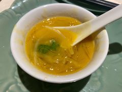 蟹粉鱼翅-成隆行·蟹王府(九江路店)