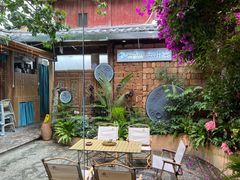 -菌自由丨野生菌火锅特色庭院餐厅(丽江古城店)