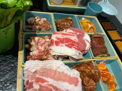 -烤路里·韩国品质自助烤肉(石路天虹4号店)