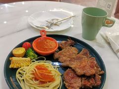 -丽莎沙拉轻食餐厅(国贸店)