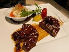 -穹六人间 people 6(岳阳路店)