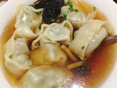 菜肉馄饨-新吉士·上海菜(浦东LCM置汇旭辉店)