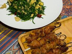 -乡村馕坑肉·烧烤·新疆菜·本地人更爱吃(阿勒泰首店)