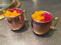 -铭牛烧肉·和牛海鲜自助(高新月牙湖店)