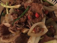 -Cuc Gach Quan Restaurant