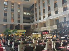-朗丽兹自助餐厅