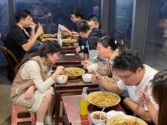 -方铲铲·成都板凳面(滨江银泰店)