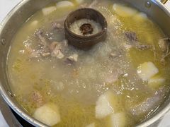 -朴小妹人参鸡汤火锅(长白山万达店)