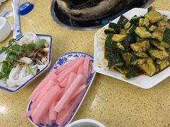 -东巴谷野生菌火锅餐厅