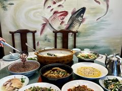 -胖鱼头·南京菜·河景餐厅(夫子庙店)