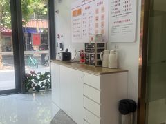 -中国工商银行(新闸路支行)