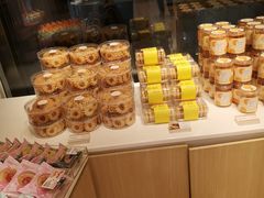 面包甜点陈列柜-好利来(交大店)