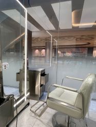 -PE SALON