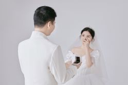 -芭莎视觉婚纱摄影(花溪店)