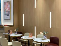大堂-哈根达斯(国瑞店)
