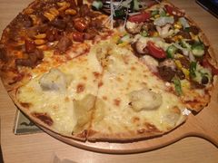 四合一薄脆披萨-必胜客(机场路店)