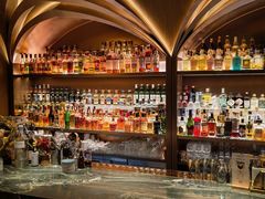 -Mogul Eatery·大亨餐酒馆
