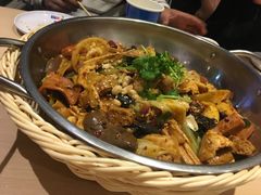 -拿渡麻辣香锅(世茂广场·工三店)