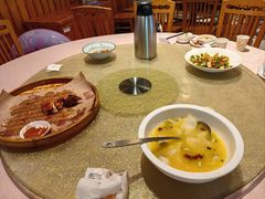 -美人鱼悬崖海景餐厅(鹿嘴山庄店)