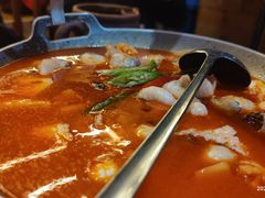 -老滇山寨•云南特色菜•地方菜•民族风情歌舞表演(金碧店)