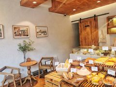 面包甜点陈列柜-那家面包房(珠江路店)