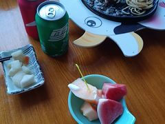 -豪客嘉族·麦尼顿西餐厅(乐福天下店)