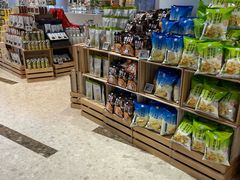 -盒马鲜生(丁香国际店)