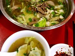 -谢老五跷脚牛肉·非遗传承店