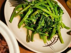 -Cau Go Vietnamese Cuisine