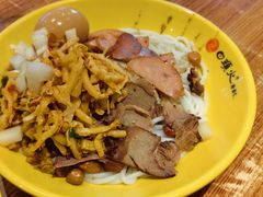 -日头火桂林米粉(兴坪古镇店)