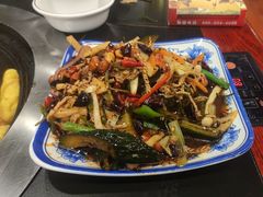 -田家大院东北农家菜铁锅炖(西安总店)